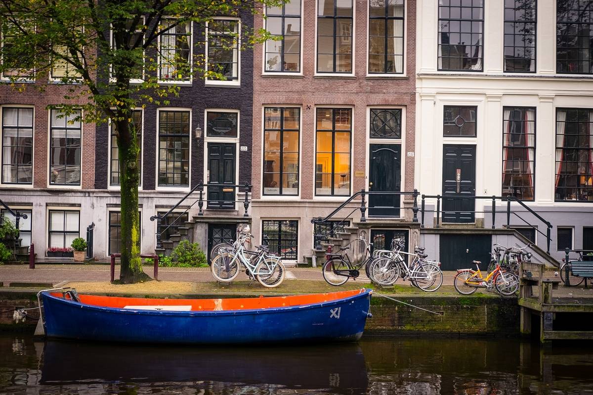 Саентология в Нидерландах. Новая церковь Саентологии в Амстердаме