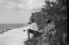 Л. Рон Хаббард на берегу в Тюмон, Гуам, 1927 год